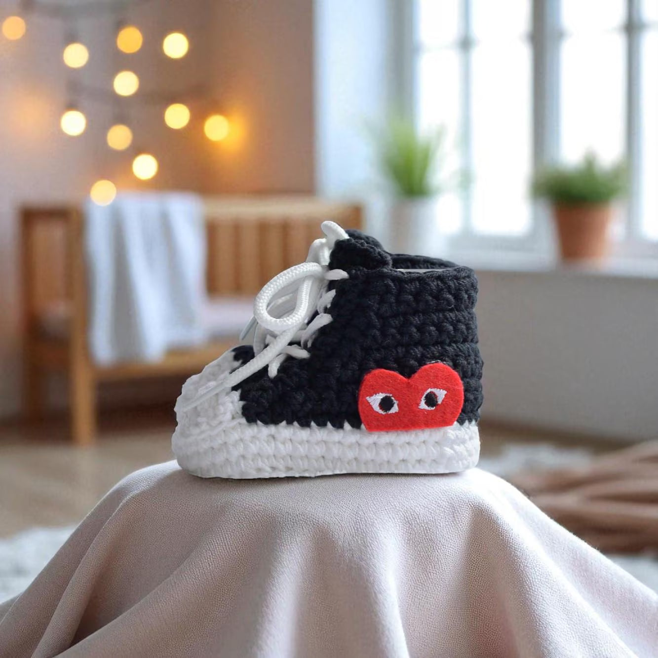 Crochet Baby Booties - Black Baby Booties - Baby Shower Gift - Newborn Booties